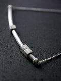 moving-elements-silver-cube-bar-necklace